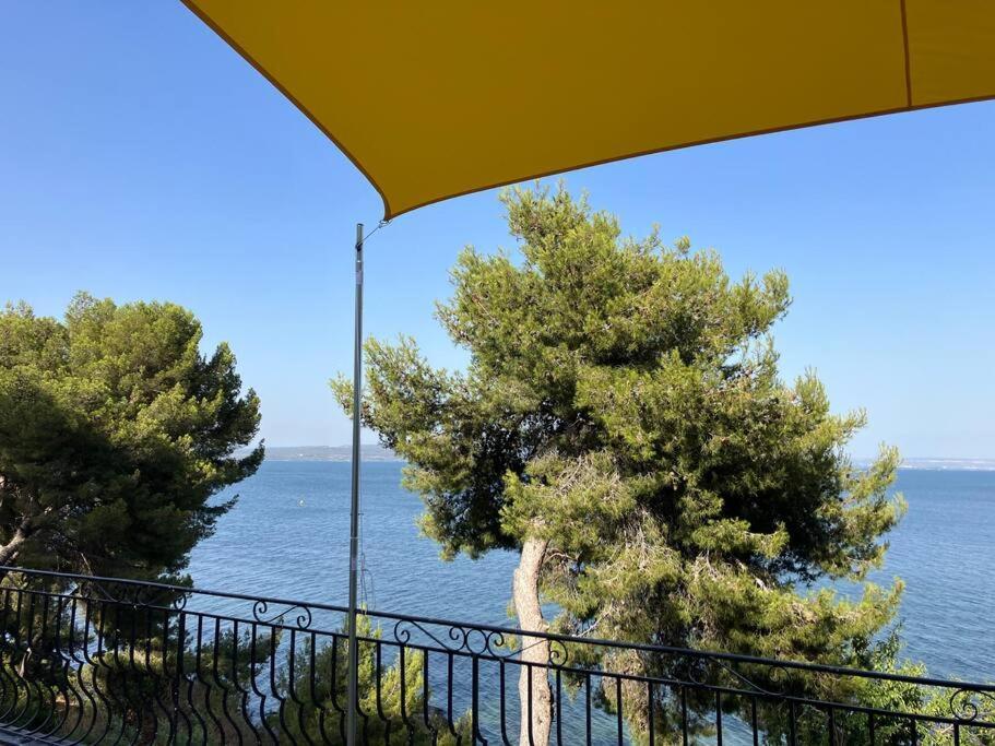 Appartement T4 Terrasse Et Vue Istres Exterior photo