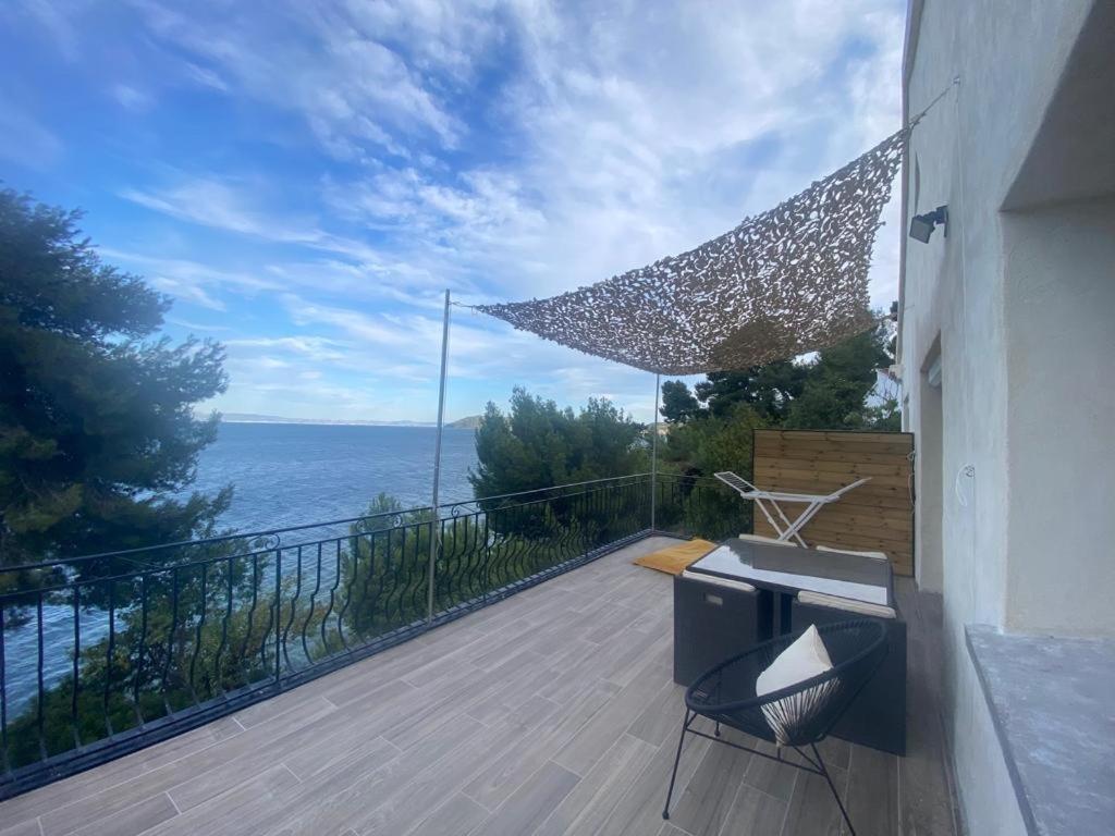 Appartement T4 Terrasse Et Vue Istres Exterior photo